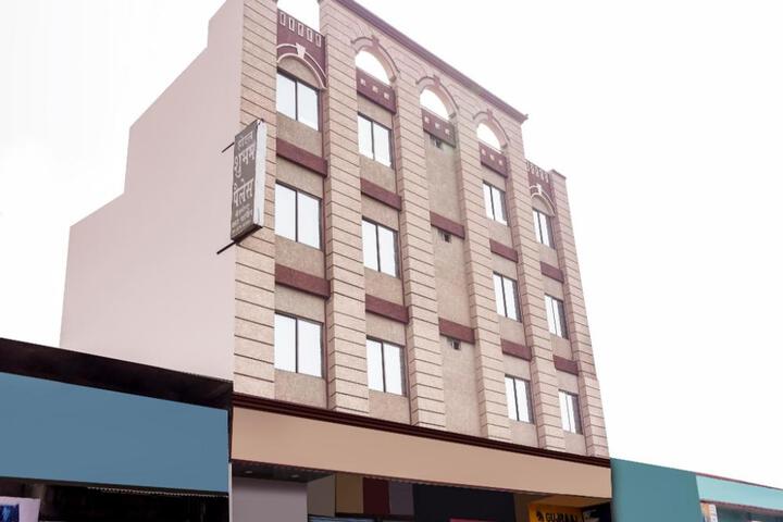OYO Flagship RPR269 Hotel Shubham Palace