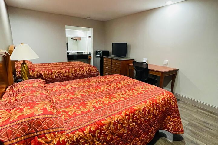 Room 19 of 36