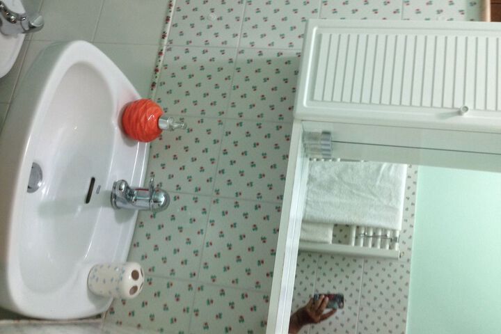 Room 42 of 56