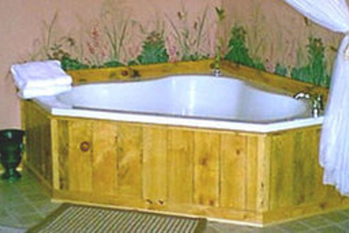 Hot Tub 9 of 9