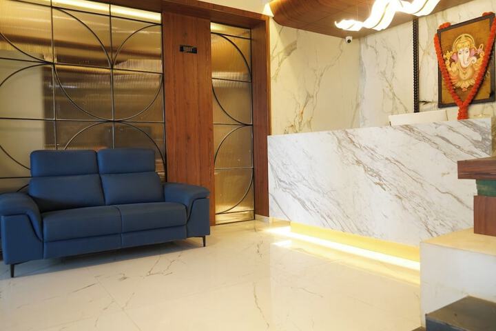 Hotel Interior 7 of 41