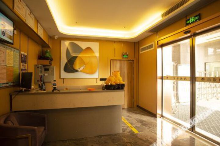 Hotel Interior 11 of 30