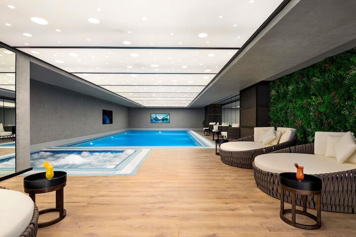 Pool 18 of 29