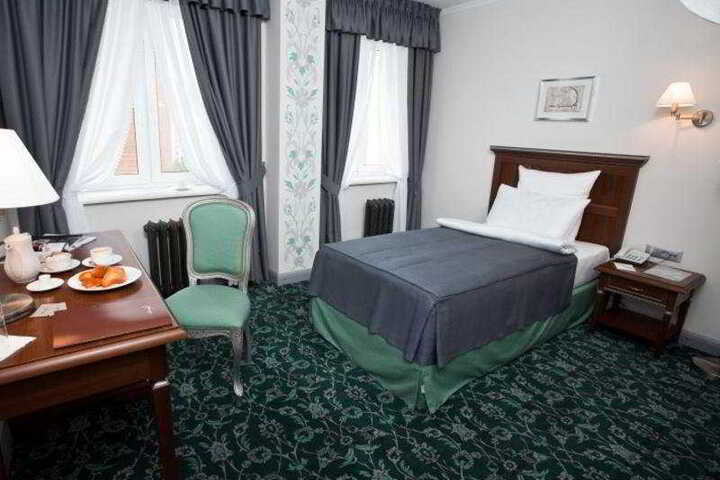 Inside Room Photo