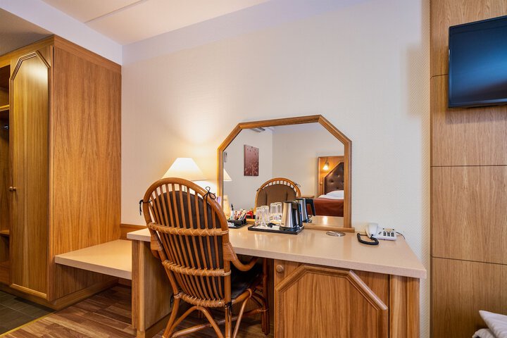 Room 14 of 51