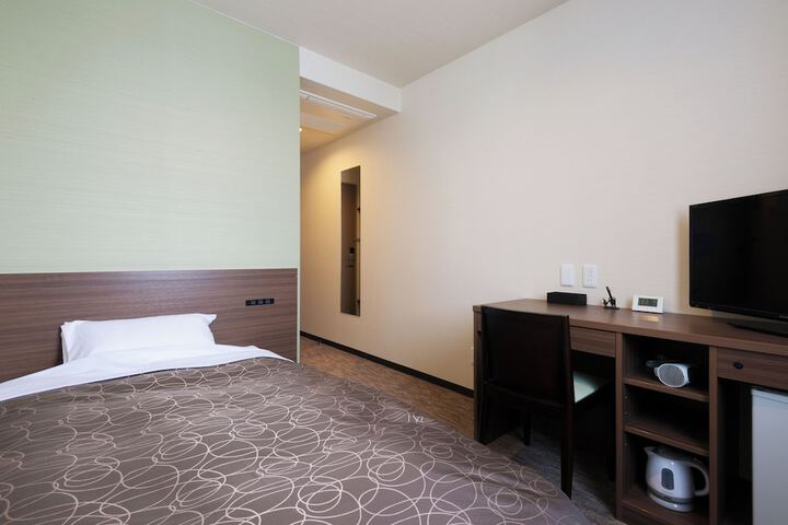 Room 18 of 31