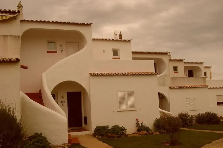 SENHORA DA ROCHA