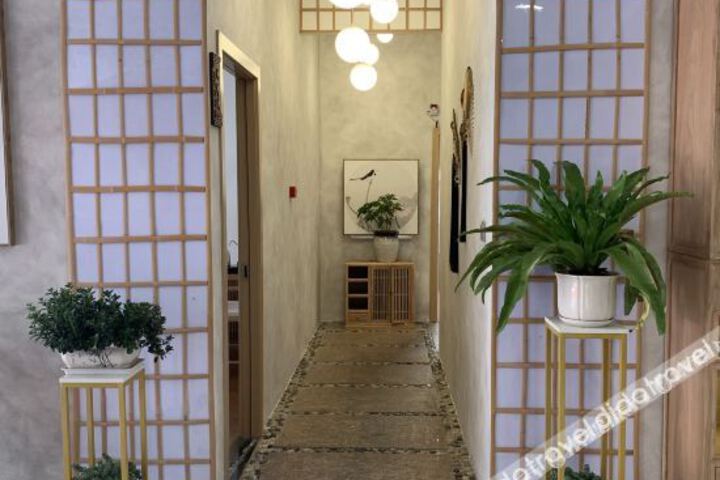 Hotel Interior 17 of 32