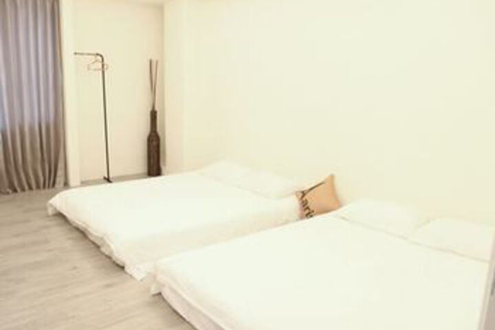 Room 34 of 39