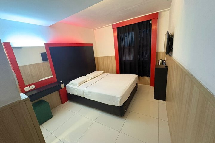 Room 6 of 21