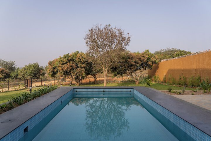 Pool 7 of 12