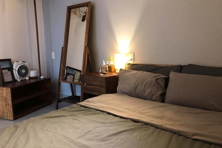 Room 6 of 29