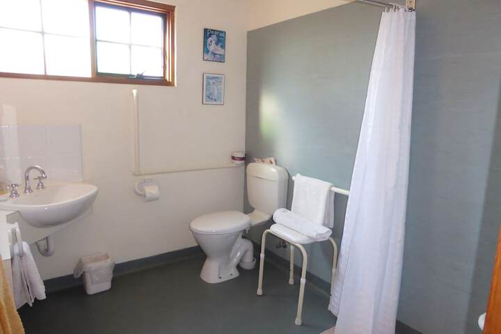Room 29 of 46