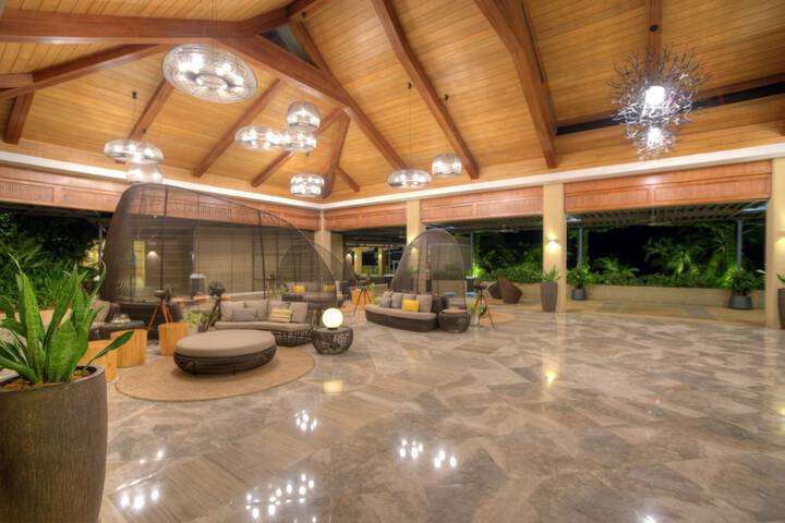 Hotel Lobby