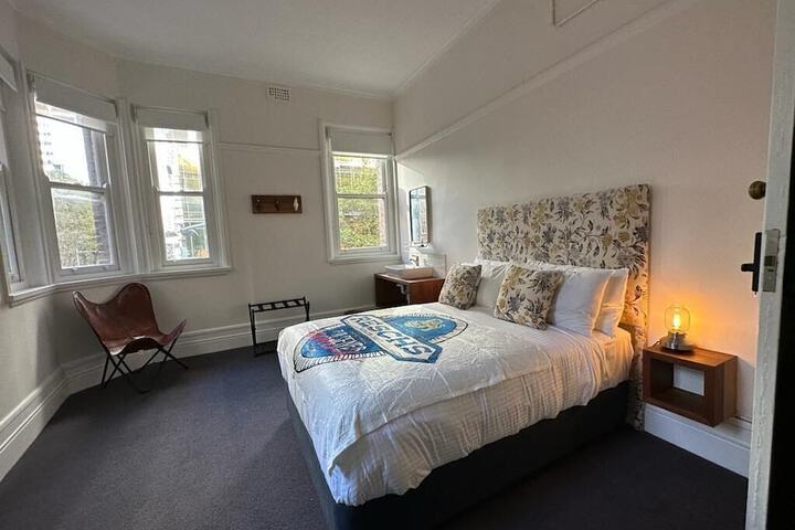 Room 3 of 27