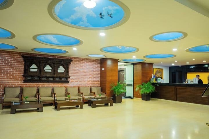Hotel Interior 4 of 73