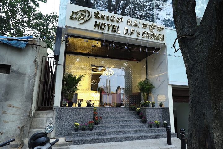 Hotel 12 of 13