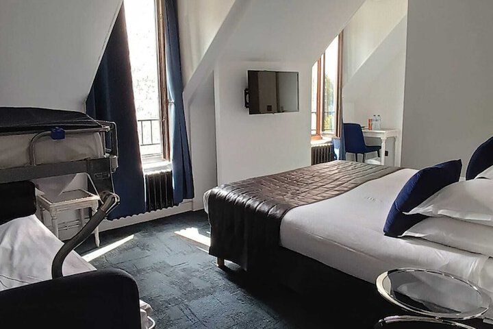 Room 70 of 173