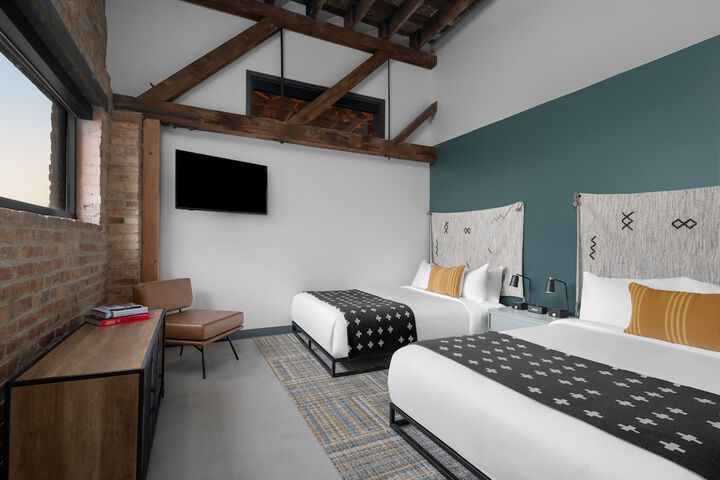 Room 19 of 58