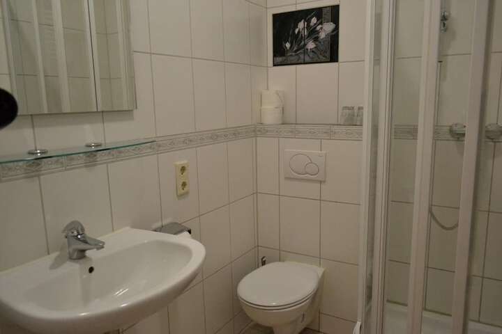 Room 17 of 42