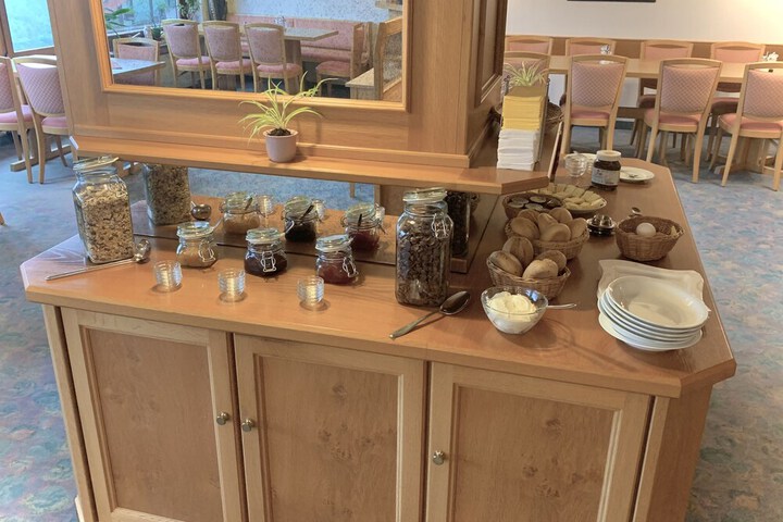 Breakfast/Coffee Service 16 of 21