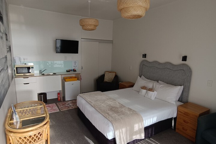 Room 8 of 56