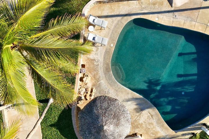 Pool 37 of 103