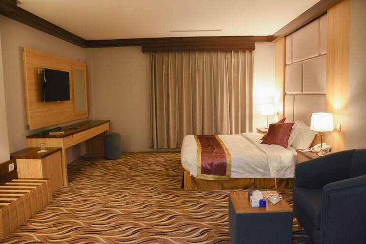 Room 22 of 60