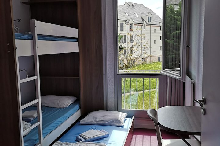 Room 48 of 135