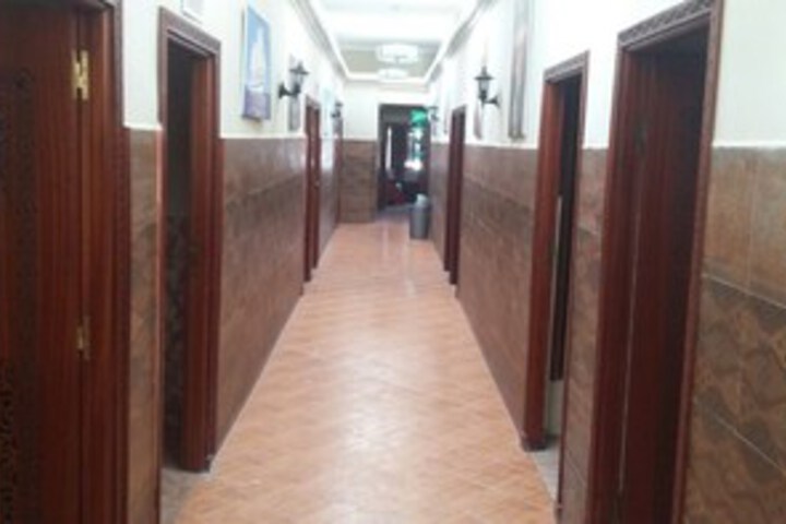 Ballroom/Hall 4 of 7