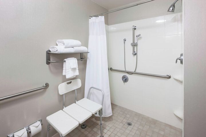 Clean Restrooms