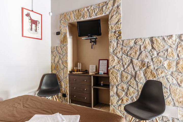 Room 13 of 62