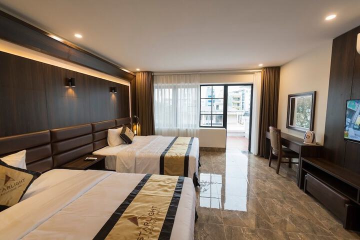 Room 18 of 48