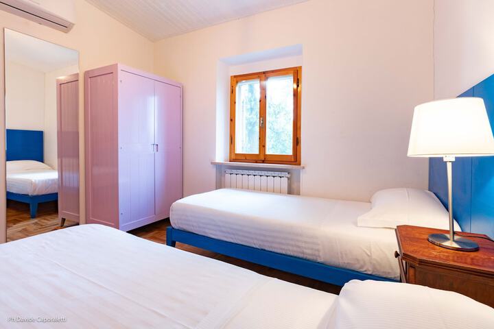 Room 35 of 161
