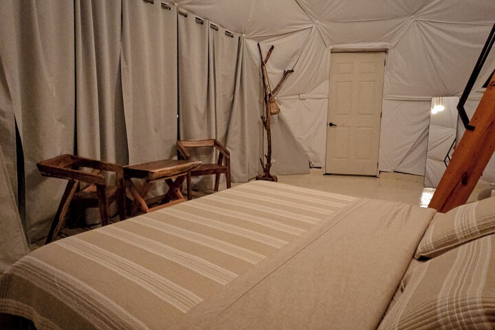 Room 22 of 110