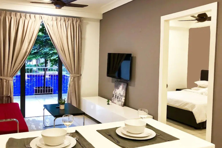 Room 2 of 24