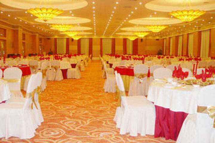 Room 2 of 29