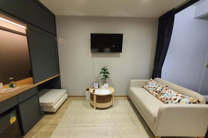 Room 37 of 56