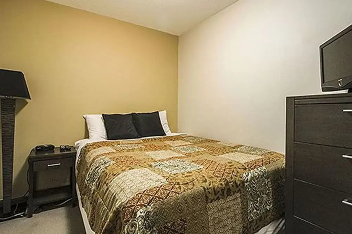 Room 2 of 12