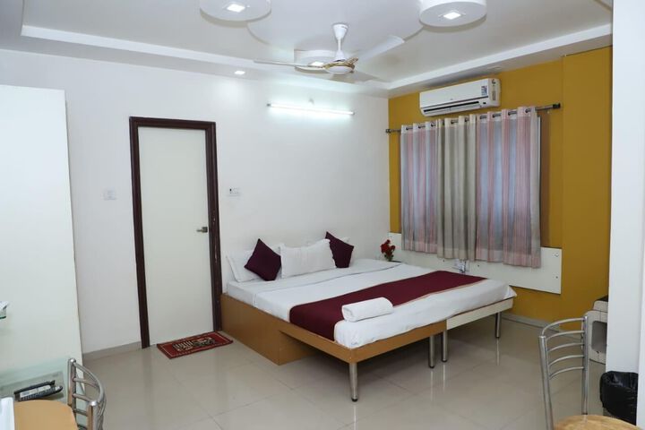 Room 34 of 34