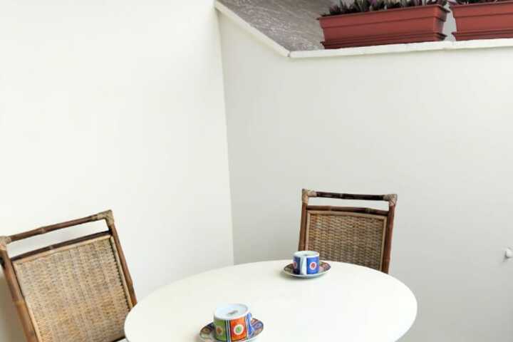 Room 203 of 284