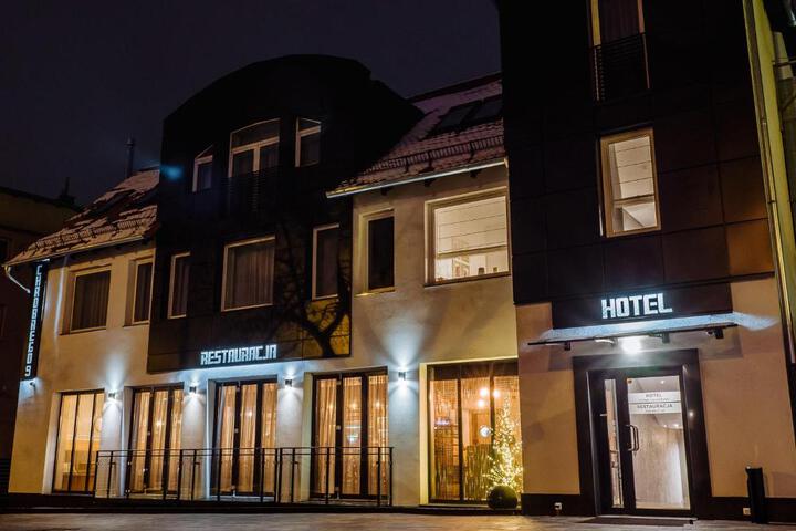 Hotel Chrobrego9