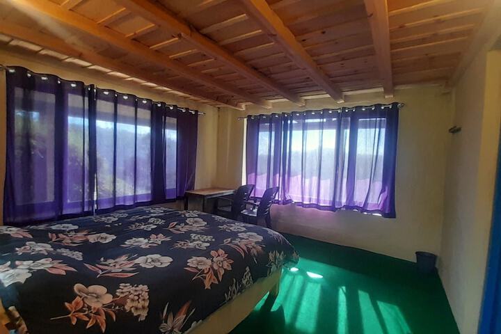 Room 13 of 29