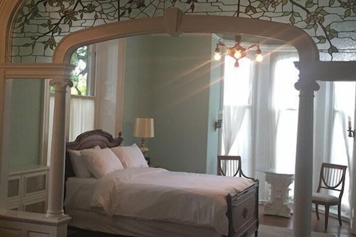 Room 4 of 26
