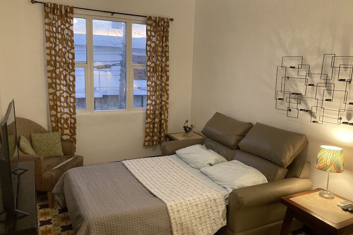 Room 3 of 10