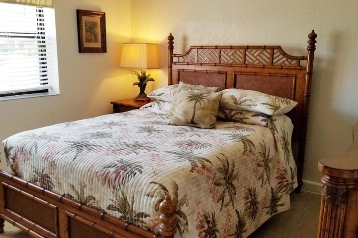 Room 46 of 325