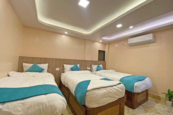 Room 34 of 119