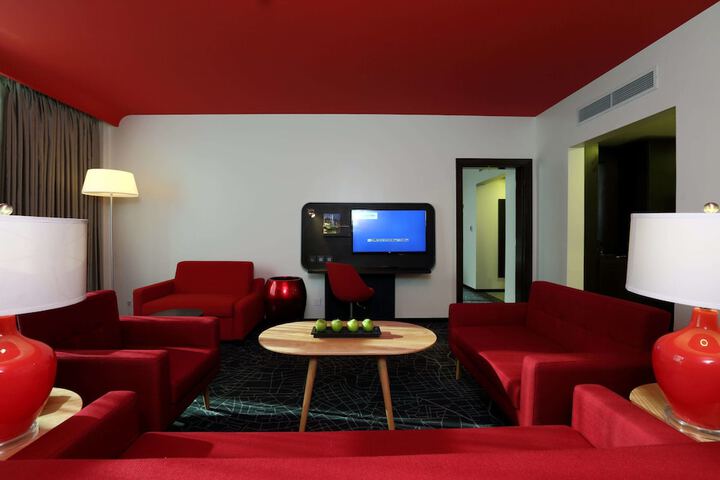 Room 25 of 78