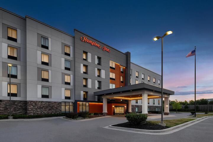 Hotel 37 of 38