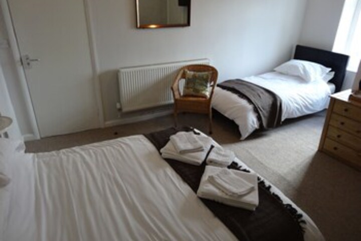 Room 15 of 34